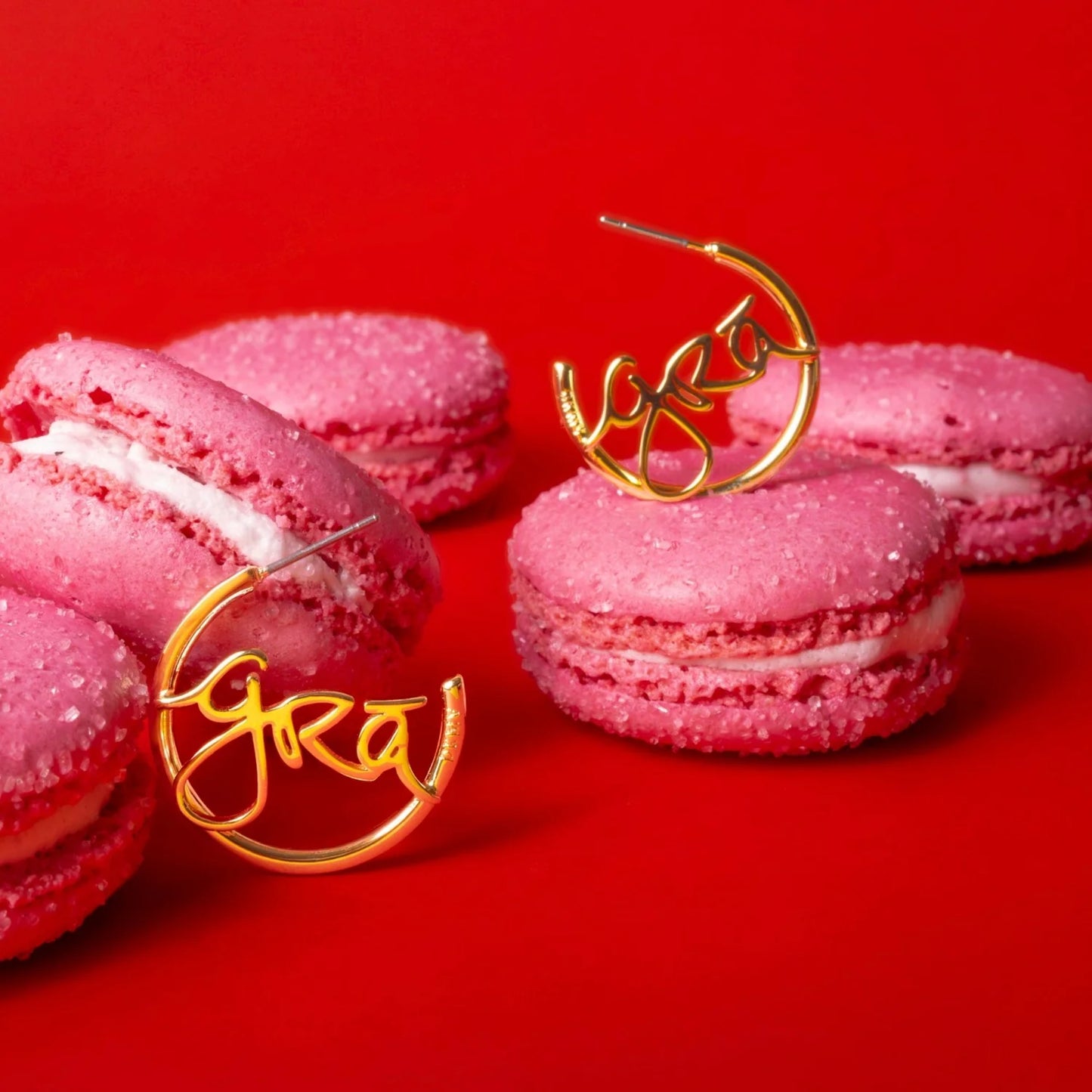 Gra beag Gold Hoop Earrings