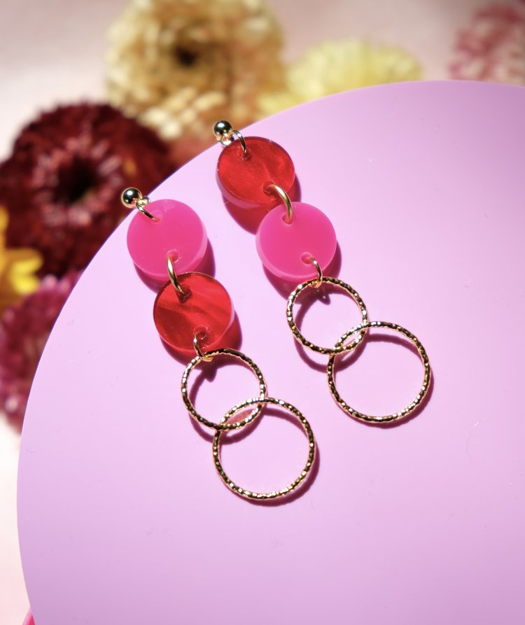 Cate Blanchett Red & Pink earrings