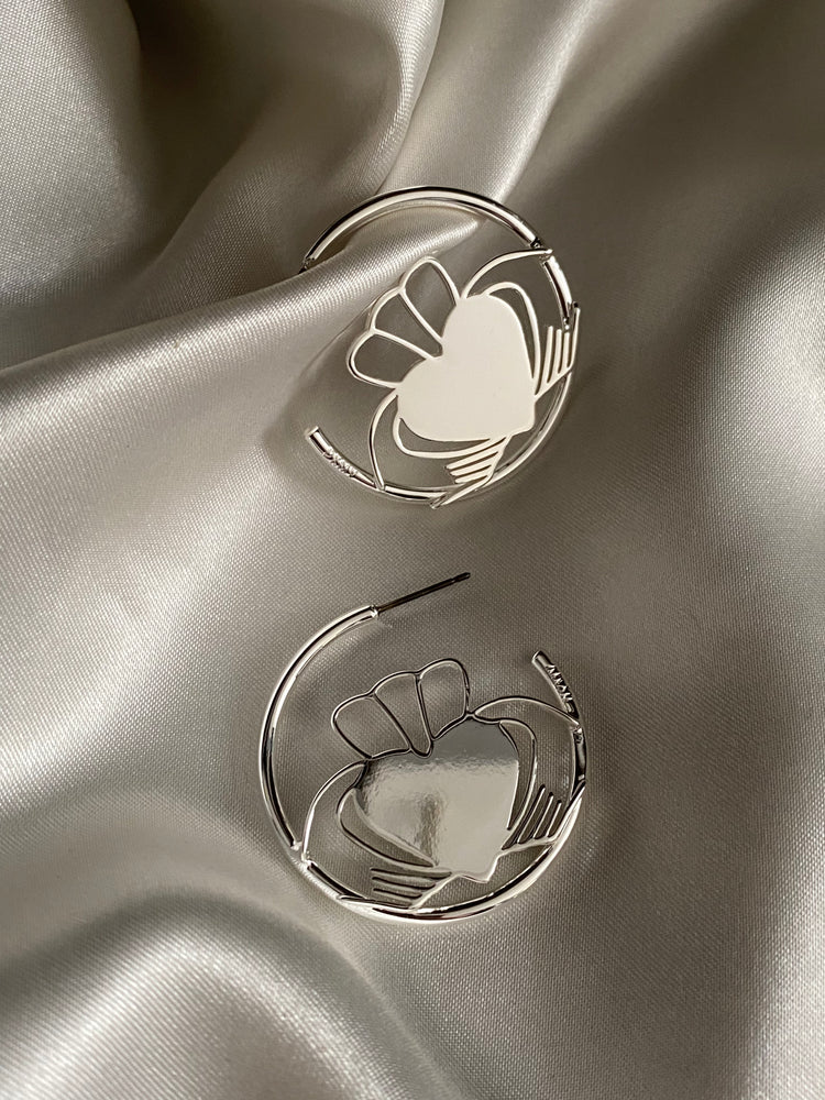 Strong heart hoops silver