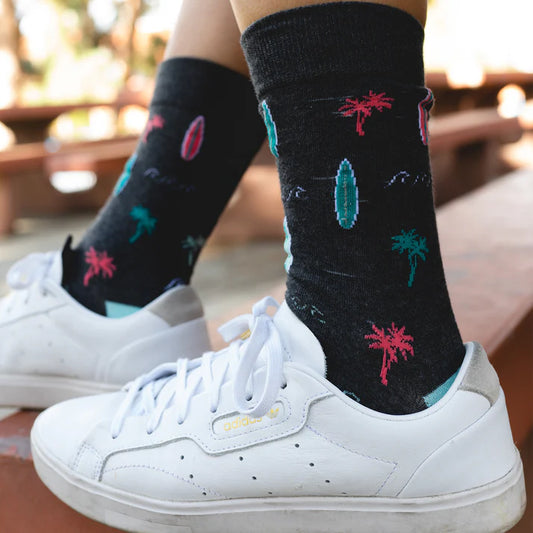 Surfs up socks