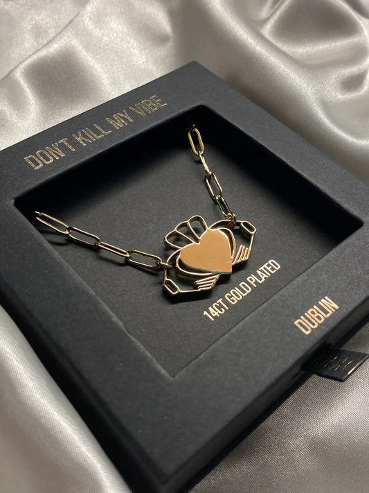 Heart strong chain silver