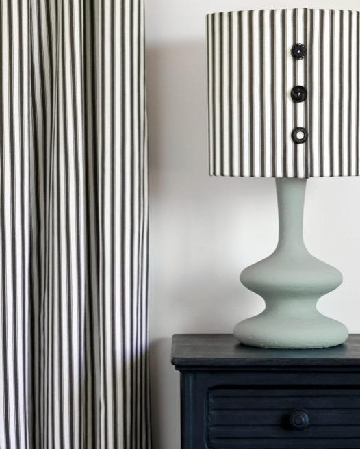 Athenian Black - Annie Sloan Chalk Paint